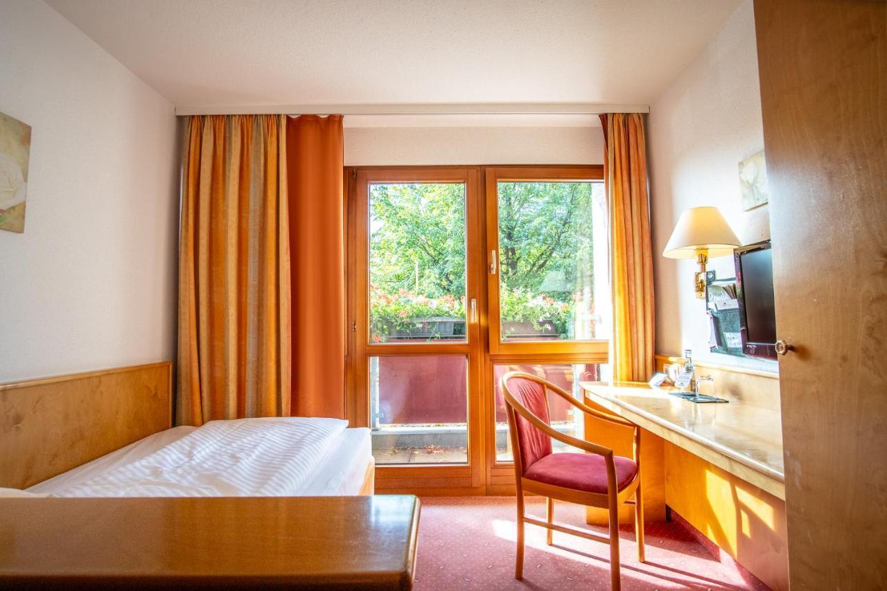 Hotel Restaurant Lamm Hebsack Remshalden Экстерьер фото