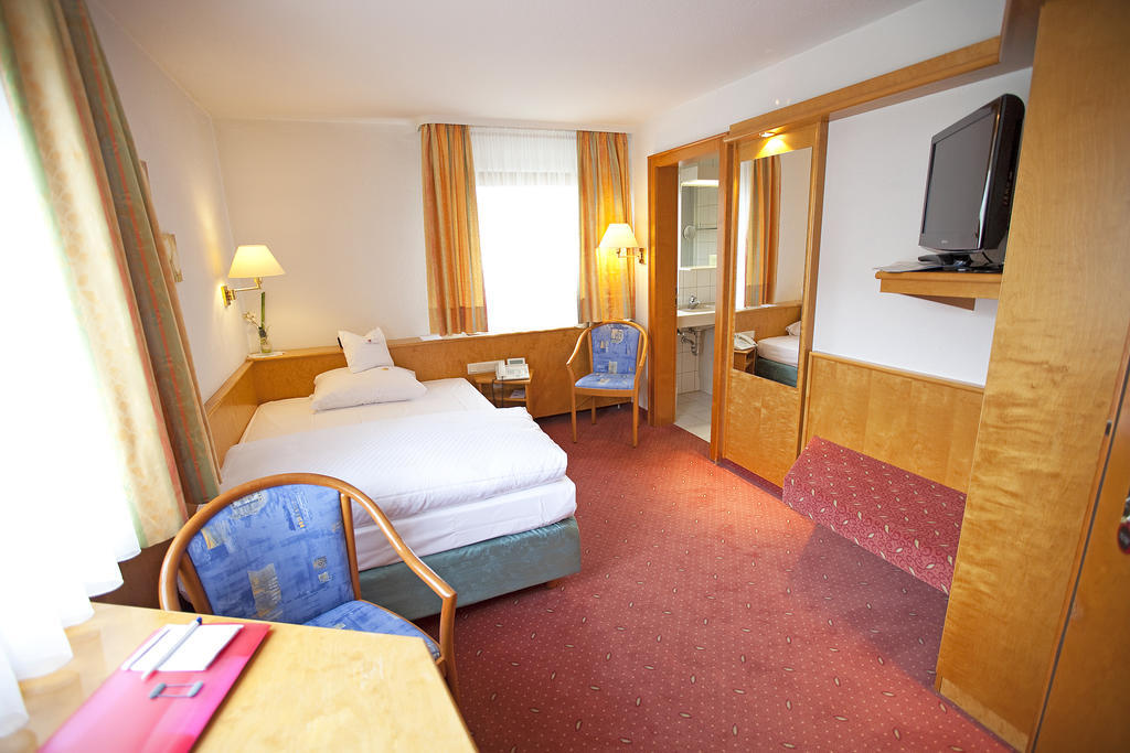 Hotel Restaurant Lamm Hebsack Remshalden Номер фото